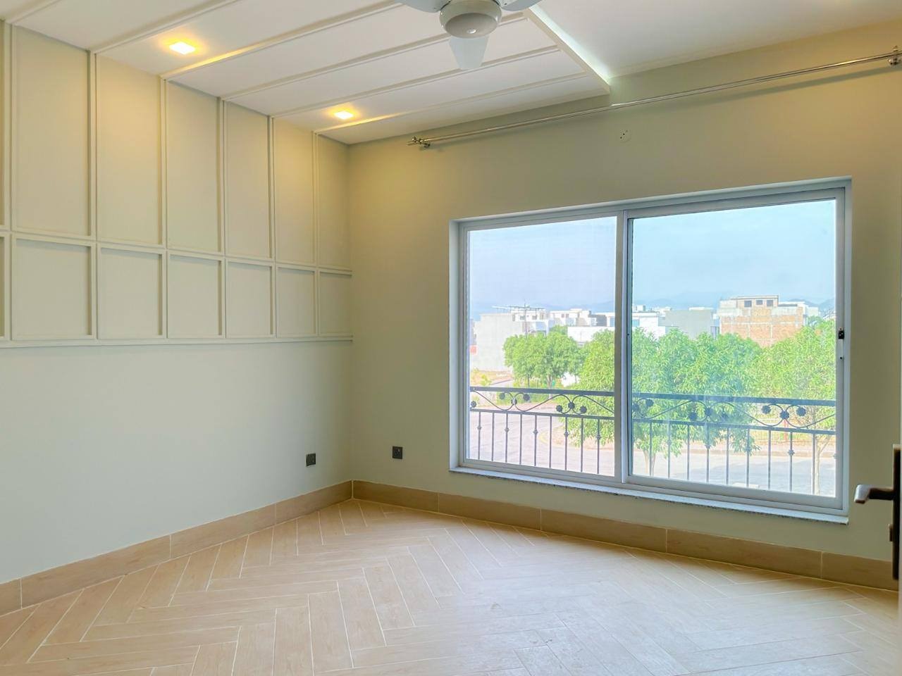 2bhk-lat-in-pallikaranai